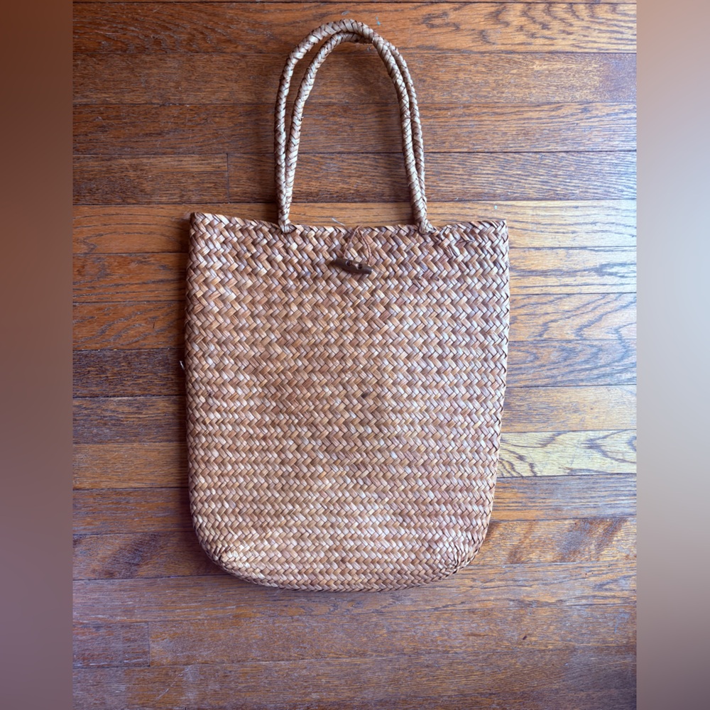 Woven Tan Tote Bag - Picture 3 of 5